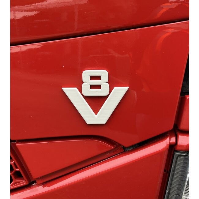 Old V8 Grille Emblem - Image 3