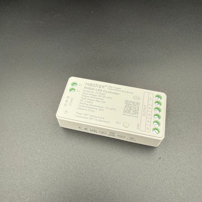 4 Zone RGBW LED Spot Controller
